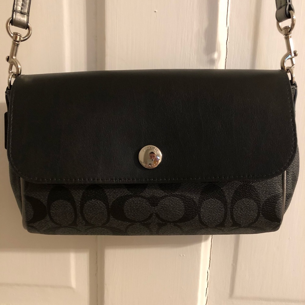 Coach Reversible Flap Crossbody Bag - Black/Silver